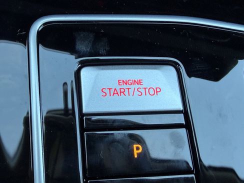 New 2026 Volkswagen GTI SE image 25