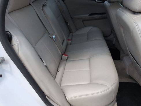 Used 2013 Chevrolet Impala LTZ FWD image 20