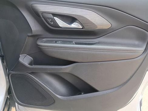 Certified 2022 GMC Terrain SLT image 16