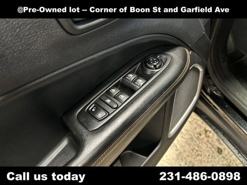 Used 2019 Jeep Compass Limited w/ Safety & Security Group AWD/4WD image 16
