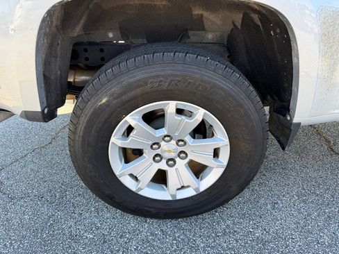 Used 2017 Chevrolet Colorado LT w/ LT Convenience Package image 15