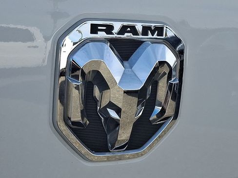 Used 2020 RAM 2500 Laramie image 32