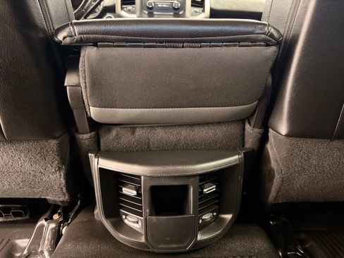 Used 2020 RAM 3500 Tradesman w/ Chrome Appearance Group image 19