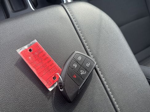 Used 2024 Chevrolet Silverado 1500 LT Trail Boss w/ Protection Package image 33