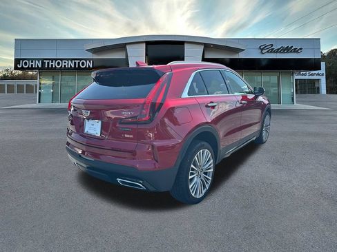 Used 2025 Cadillac XT4 Premium Luxury w/ Technology Package AWD/4WD image 5