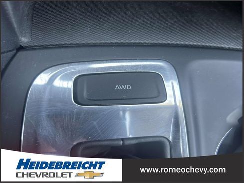 Used 2019 Chevrolet Equinox LS AWD/4WD image 20