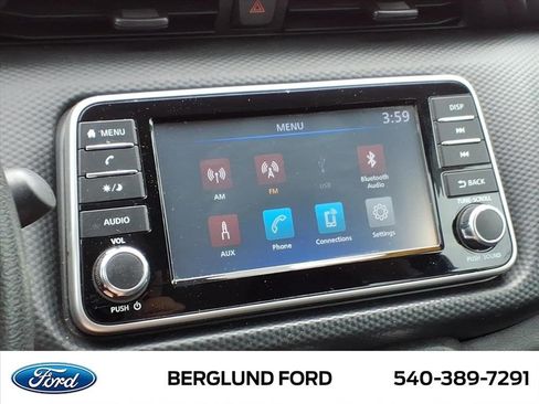Used 2021 Nissan Kicks S FWD image 22