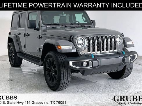 Used 2023 Jeep Wrangler Unlimited Sahara AWD/4WD image 1