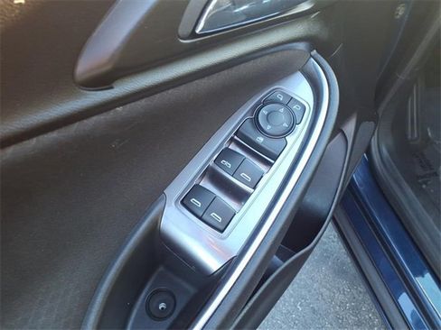 Used 2022 Chevrolet Malibu LT image 14