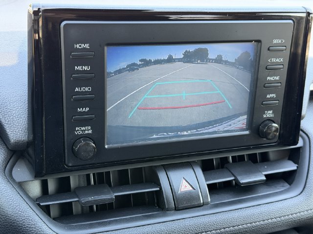 Used 2019 Toyota RAV4 LE w/ All Weather Liner Package FWD image 17