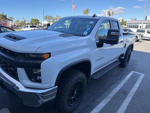 Used 2020 Chevrolet Silverado 2500 W/T w/ WT Convenience Package image 2