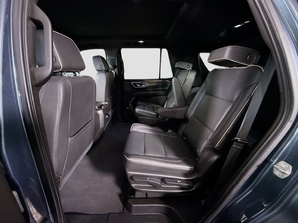 Used 2021 Chevrolet Tahoe Premier w/ Premium Package AWD/4WD image 24