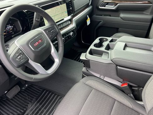 New 2026 GMC Sierra 3500 SLE AWD/4WD image 7