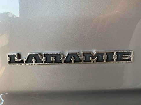 Used 2022 RAM 1500 Laramie AWD/4WD image 37