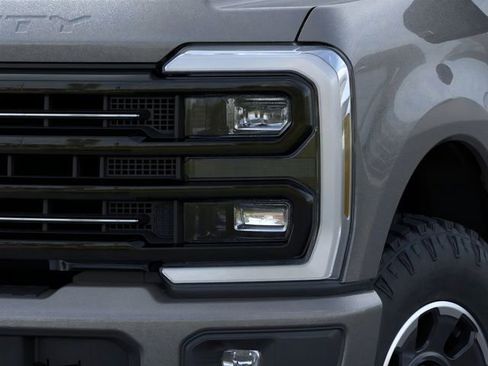 New 2026 Ford F250 Platinum w/ Tremor Off-Road Package image 18