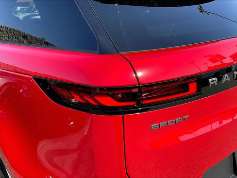 New 2026 Land Rover Range Rover Sport SE AWD/4WD image 6