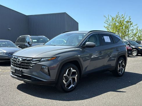 Used 2024 Hyundai Tucson SEL w/ Convenience Package AWD/4WD image 3