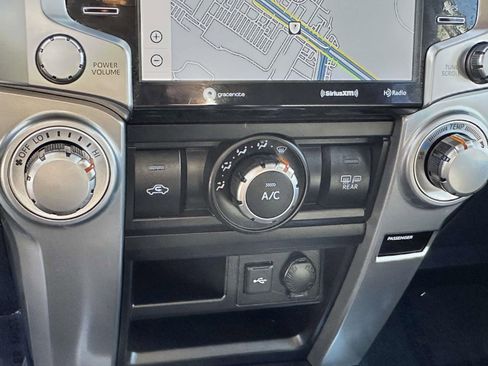 Used 2020 Toyota 4Runner SR5 image 11