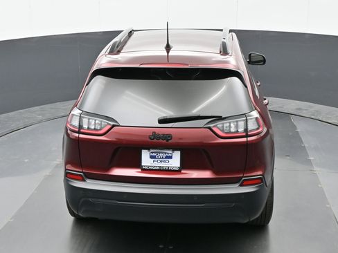 Used 2020 Jeep Cherokee Latitude Plus FWD image 31
