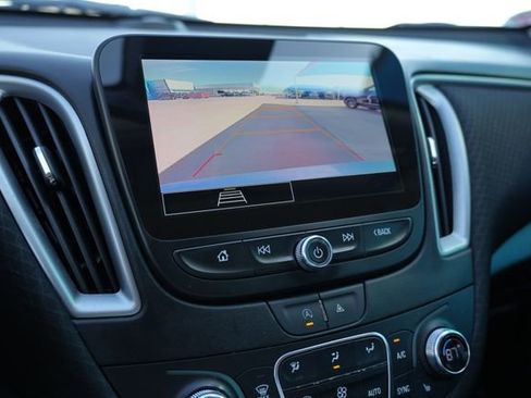 Used 2023 Chevrolet Malibu LT FWD image 23