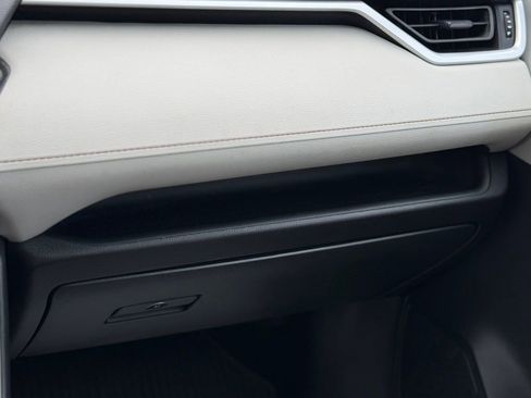 Used 2023 Toyota RAV4 XLE w/ Convenience Package image 22