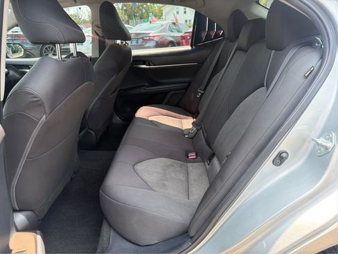 Used 2021 Toyota Camry LE AWD/4WD image 10