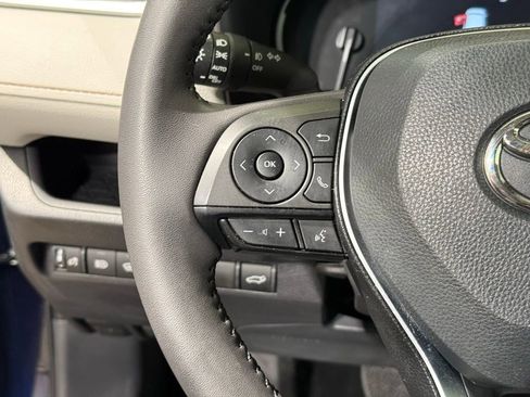 Certified 2025 Toyota RAV4 XLE Premium image 25