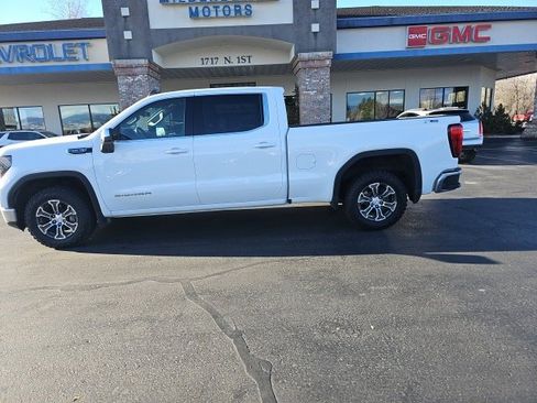 Used 2024 GMC Sierra 1500 SLE image 46