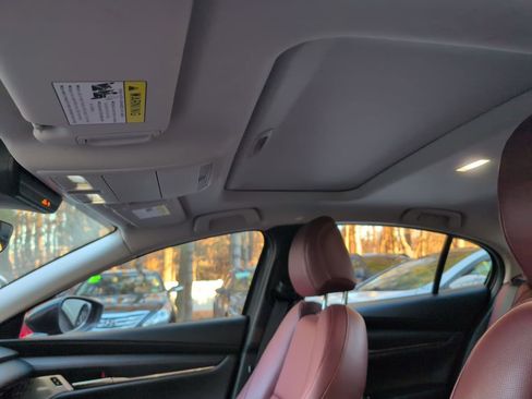 Used 2023 MAZDA MAZDA3 s image 21