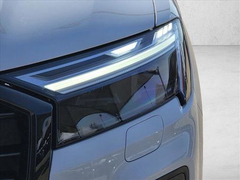 New 2026 Audi Q7 3.0T Premium Plus image 10