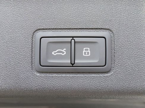 New 2026 Audi Q3 quattro 2.0T image 20