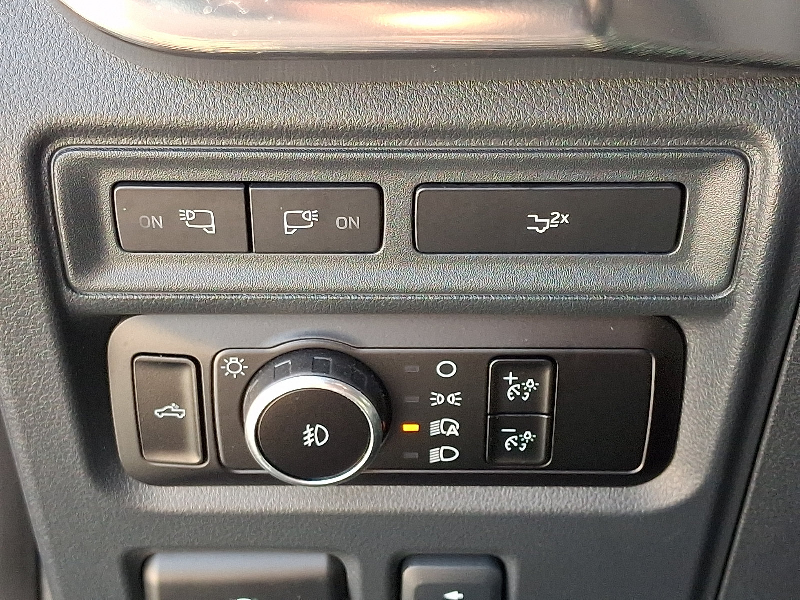 Used 2023 Ford F150 Lariat w/ Equipment Group 502A High AWD/4WD image 25