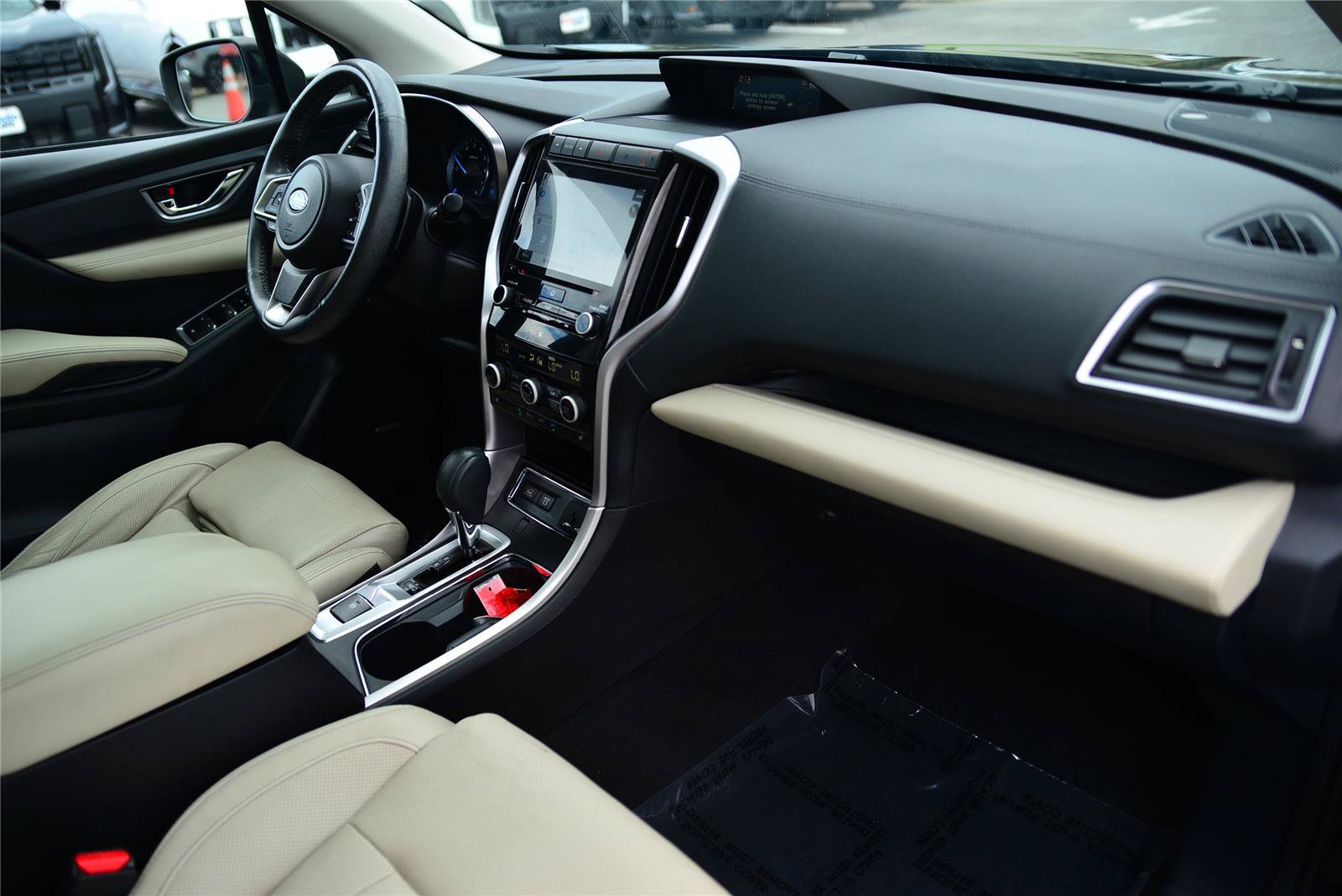 Used 2019 Subaru Ascent Limited w/ Popular Package #3 AWD/4WD image 16