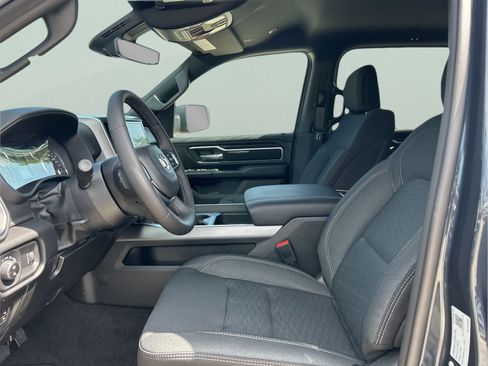 New 2026 RAM 1500 Big Horn AWD/4WD image 9