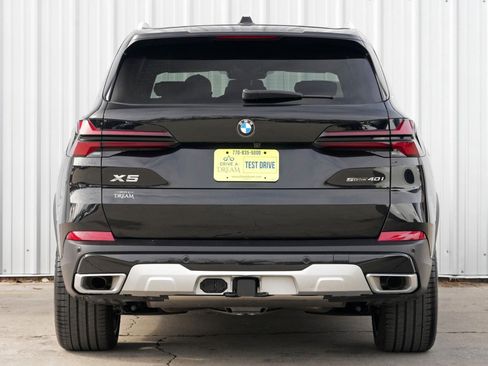 Used 2024 BMW X5 sDrive40i w/ Premium Package image 11