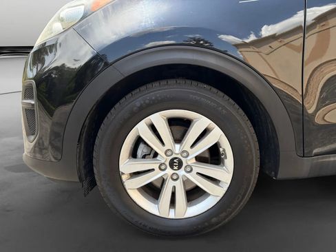 Used 2018 Kia Sportage LX FWD image 9
