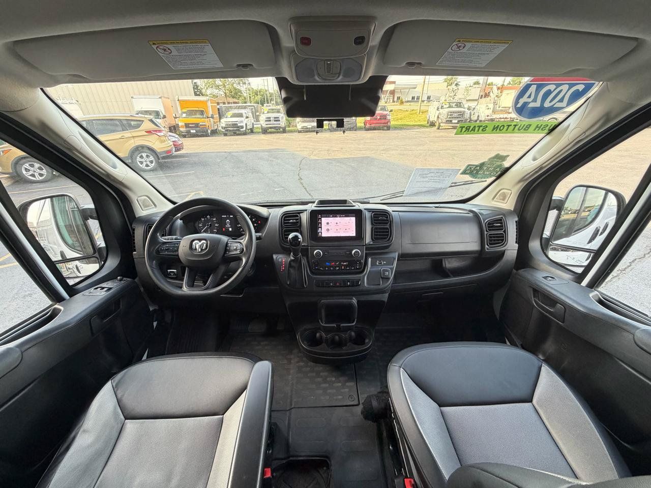 Used 2024 RAM ProMaster 2500 w/ Convenience Group FWD image 13