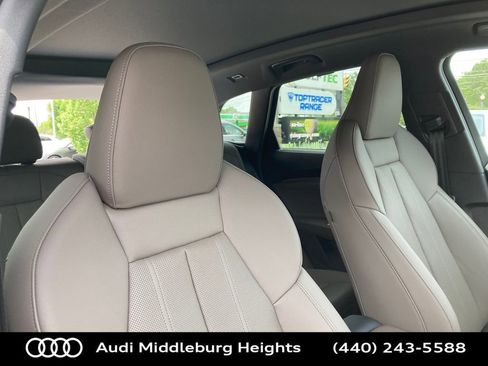 Used 2025 Audi Q5 Premium Plus w/ Premium Plus image 21