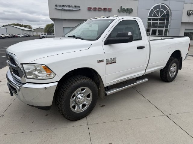 Used 2018 RAM 2500 Tradesman w/ Chrome Appearance Group AWD/4WD image 4
