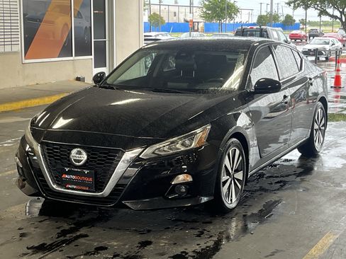Used 2022 Nissan Altima 2.5 SL FWD image 5