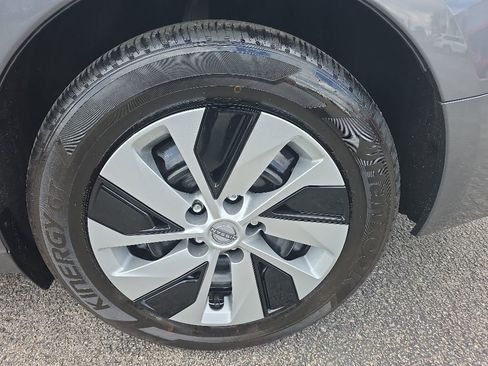 Used 2025 Nissan Altima 2.5 S FWD image 6