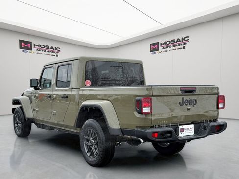 New 2026 Jeep Gladiator Sport AWD/4WD image 5