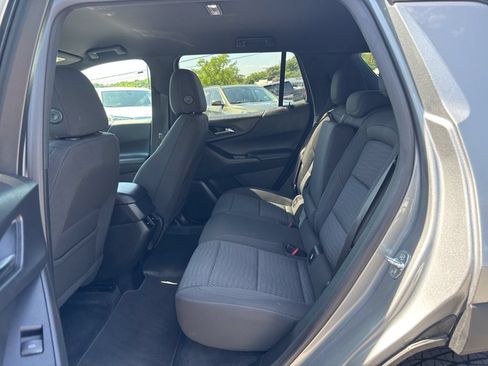 Used 2026 Chevrolet Equinox LT FWD image 22