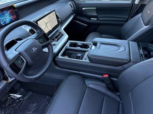 New 2027 Ford Expedition Max Platinum w/ Driver's Package AWD/4WD image 9