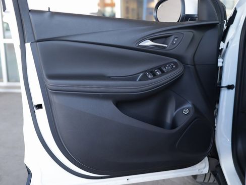 Used 2024 Buick Encore GX Preferred image 21