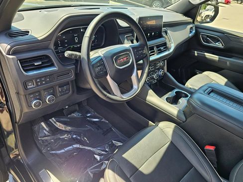 Used 2023 GMC Yukon SLT w/ SLT Premium Package AWD/4WD image 22