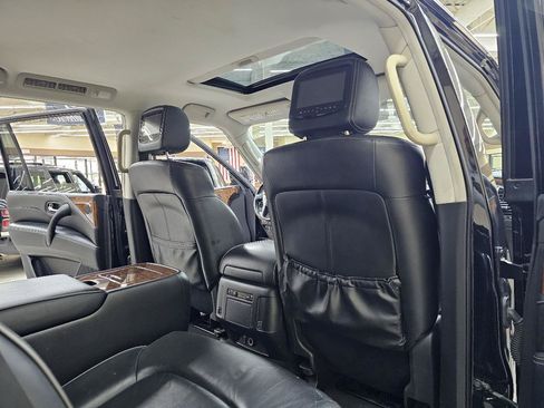 Used 2018 INFINITI QX80 2WD w/ Driver Assistance Package image 25