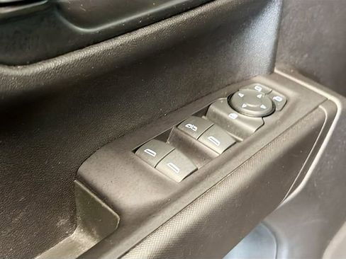 Used 2019 Chevrolet Silverado 1500 Custom w/ Custom Max Trailering Package image 17