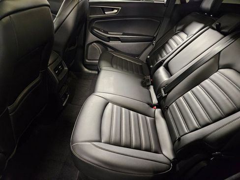 Used 2022 Ford Edge SEL w/ Convenience Package image 17