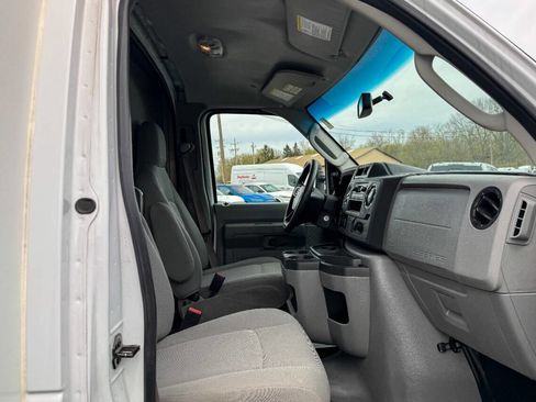 Used 2022 Ford E-350 and Econoline 350 Super Duty w/ Power Windows & Locks Group RWD image 13